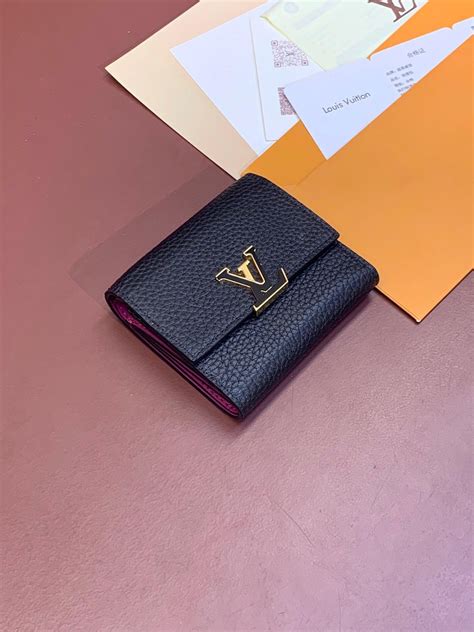 Louis Vuitton wallet not ordering